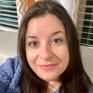 Meet your Posher, Robyn